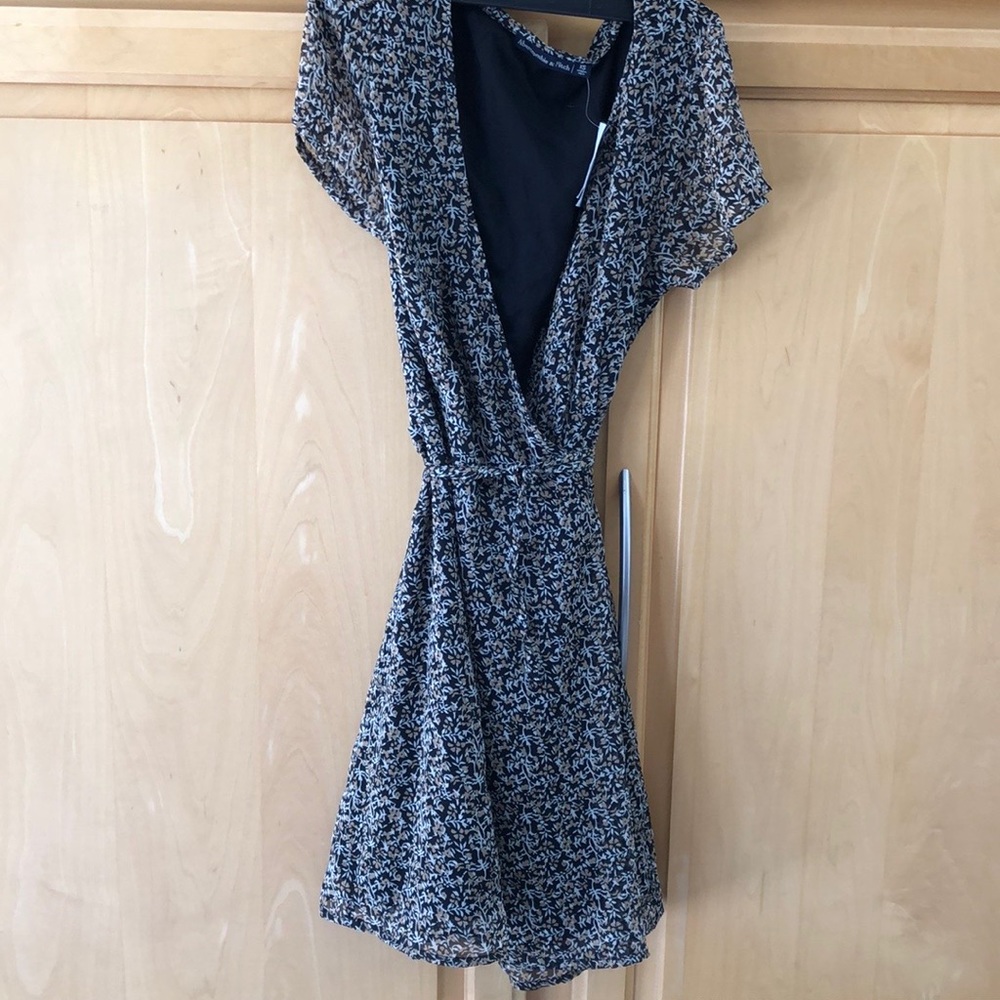Bundle! Abercrombie dress and pacsun top